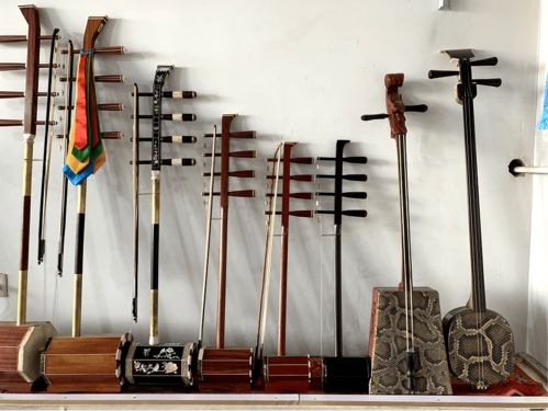 科爾勤民族樂器廠 匠心傳承，樂韻悠揚的零售之旅